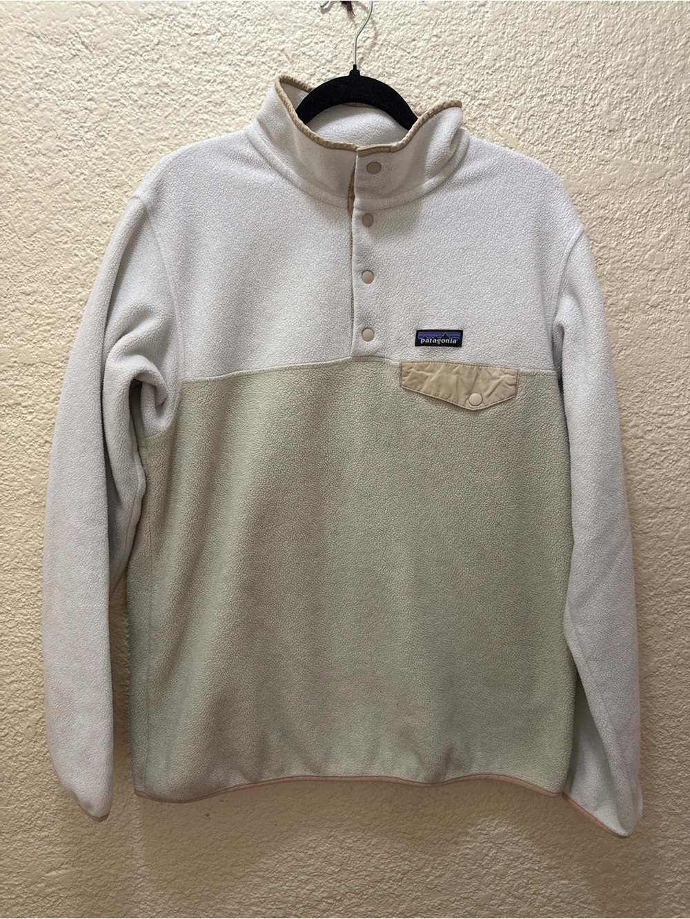 Patagonia Women’s Two-Tone Zip-Up Fleece Jacket in Cream and Beige
